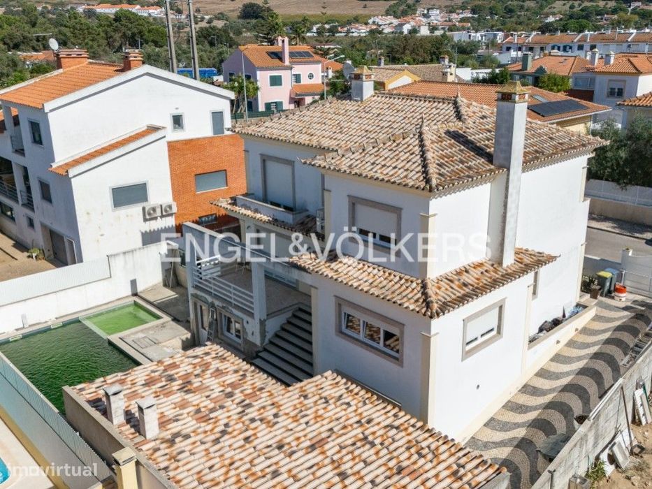 Moradia com Piscina e Jacuzzi em Azeitão Privacidade e Qualidade de...