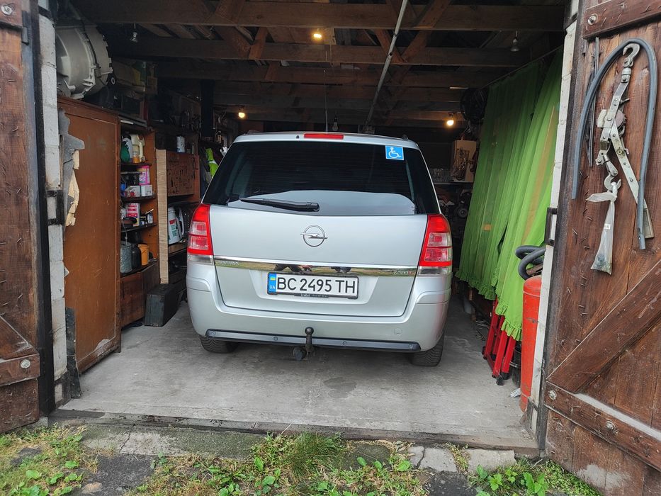 1.7d 125коней КАПСУЛА zafira 7 місць