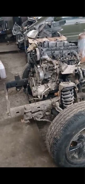 L200 4x4 2.5 tdi 2010 розборка