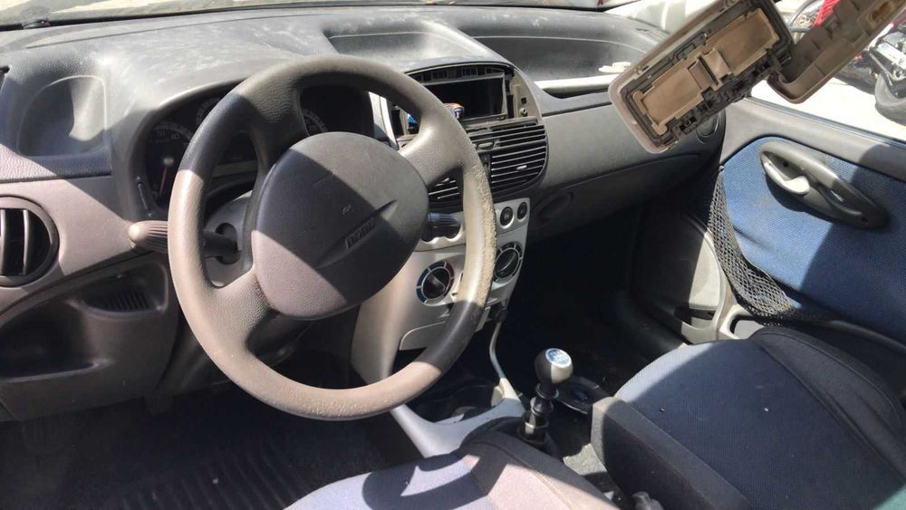 Fiat punto 1.2.  8.VAno 2001