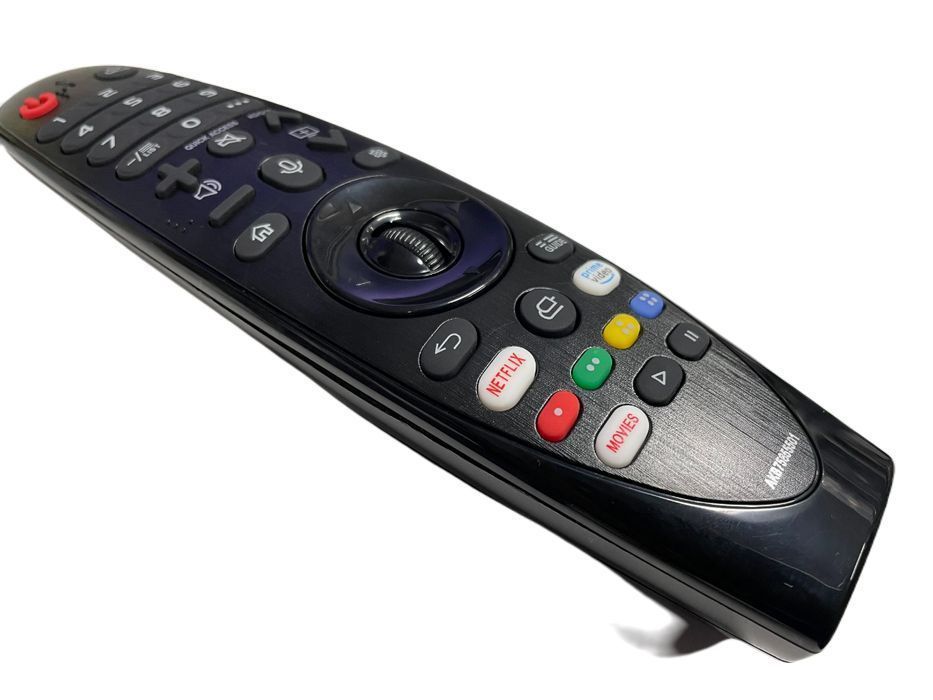 PIlot do TV AKB758_555_01 BT