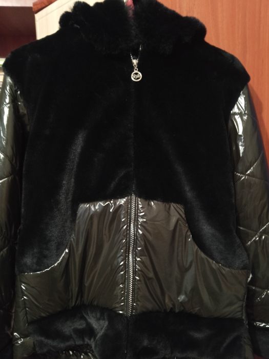 Куртка жіноча зимова.