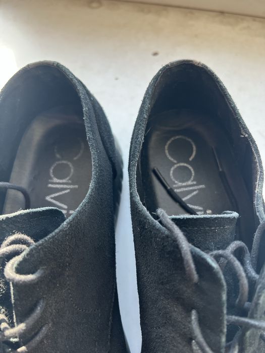 Продам замшеві ботинки Calvin Klein