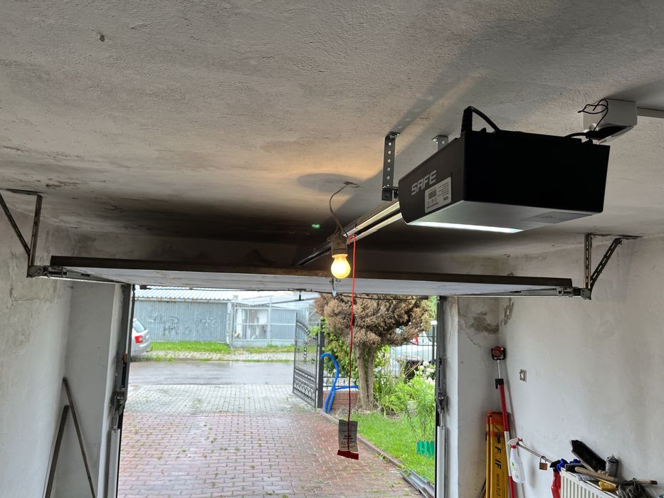 Napędy do bram skrzydłowych, przesuwnych, sterowanie radiowe, wifi