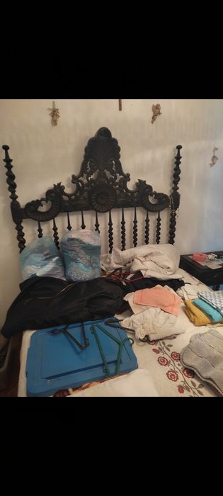 Mobília antiga completa