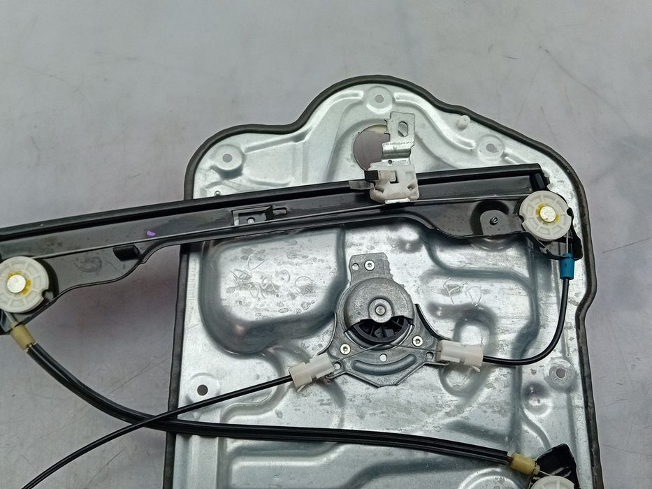 Elevador vidros frente direito NISSAN Qashqai/Qashqai+2 I (J10, JJ10)