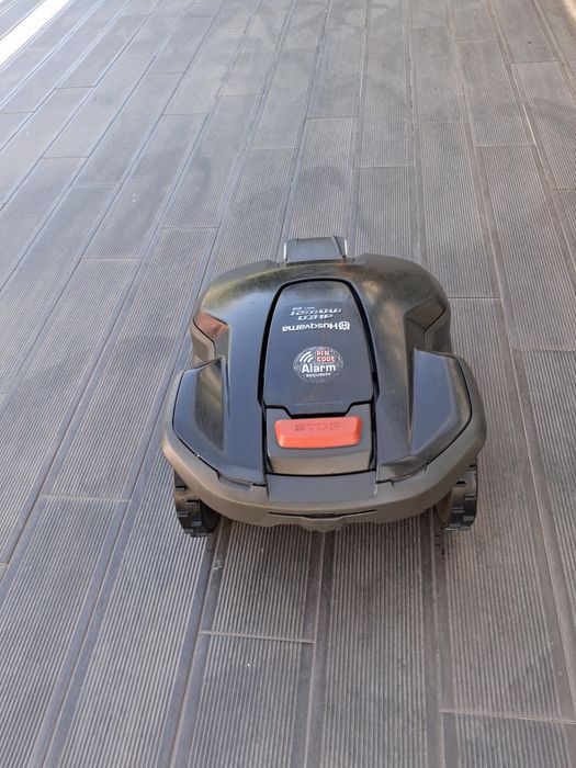Robô corta-relva Automower 310 Mark Il