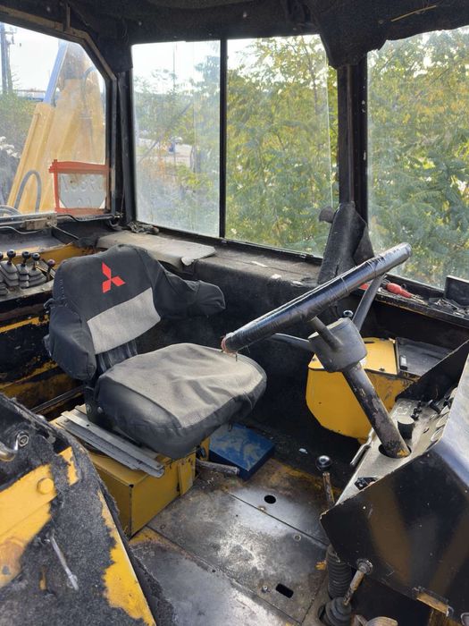 Продам ескаватор Massey Ferguson MF 50 B 1993 року