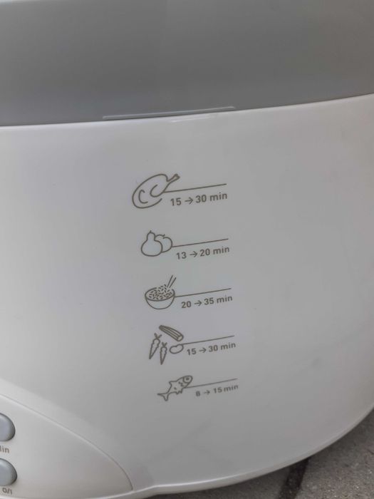 Garczek do gotowania na parze Tefal