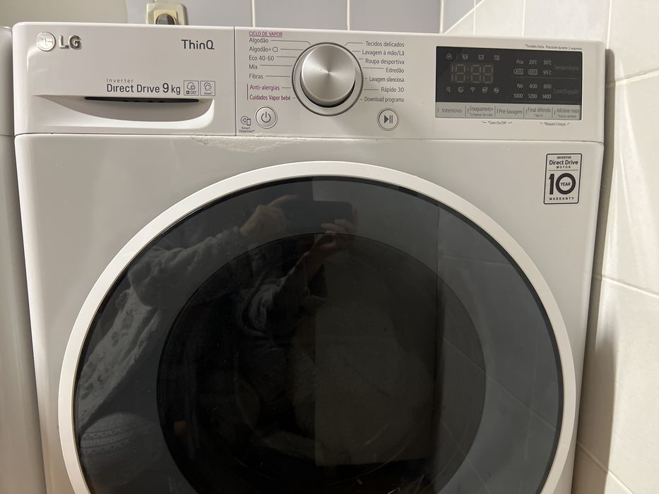 Máquina de Lavar Roupa LG F4WT409PTE - 9kg
