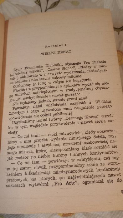 Złota papuga. Artur Międzyrzecki