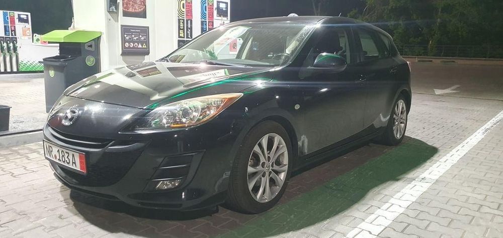 Продаж авто Mazda 3