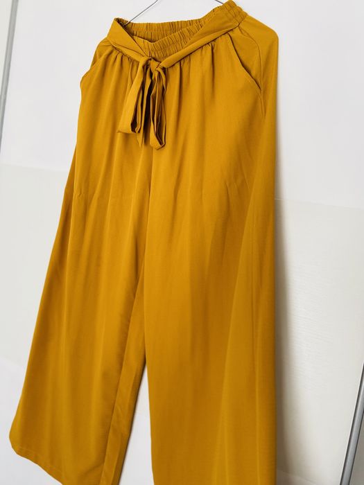 vendo calças pantalonas amarelas verão