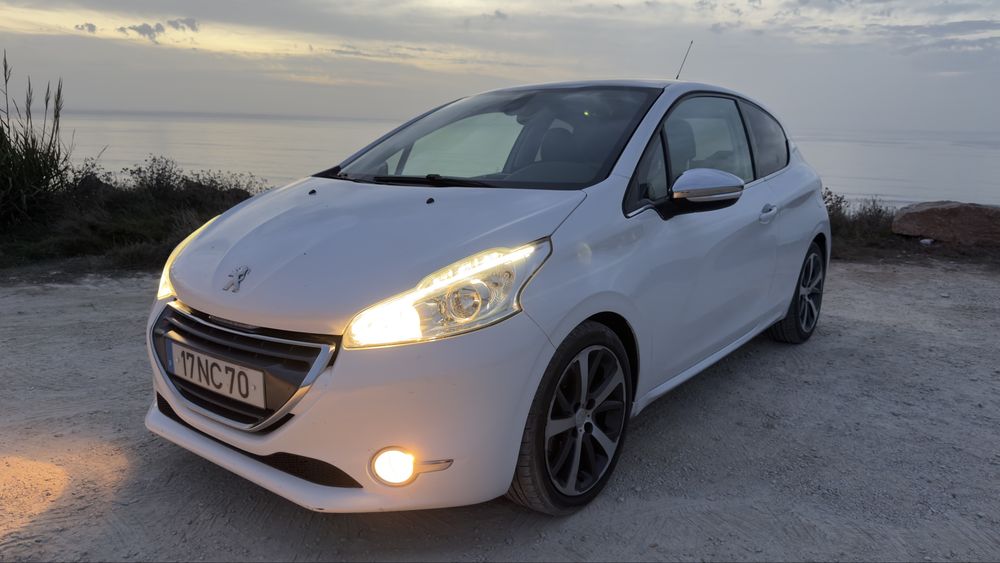 Peugeot 208 GTI Pack – 2012 | 177.000 km - NACIONAL