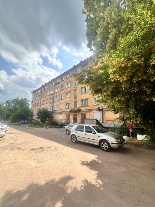 Продаж кімнати в гуртожитку, вул. Мстиславська (р-н Прогресу)