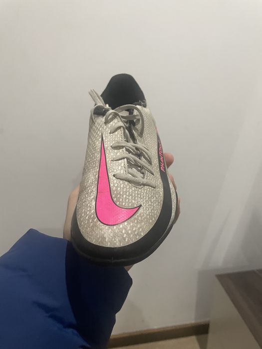 chuteiras nike brancas e rosa