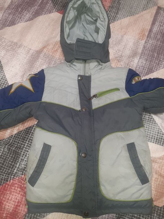 Курточка на хлопчика 128 см.