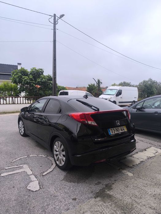 Honda Civic 2.2 executive 2012