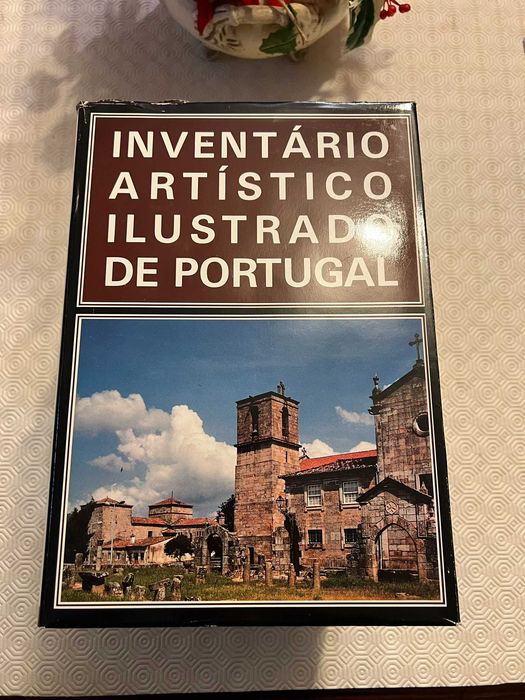 Coleção Inventário Artístico Ilustrado de Portugal – 8 Volumes