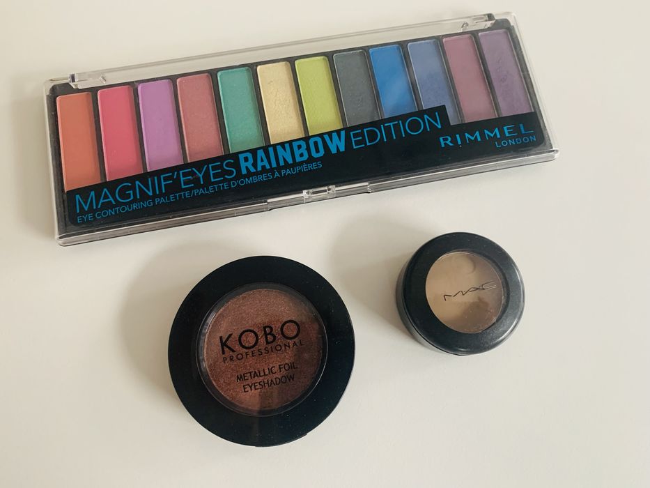 Zestaw cieni i paleta MAC Rimmel Kobo