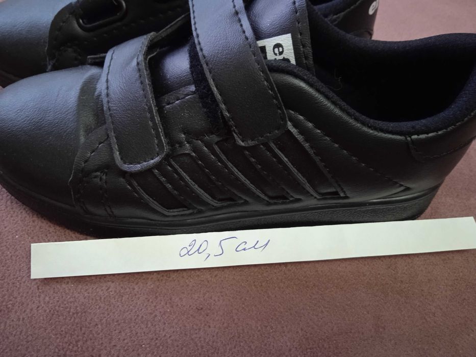 Кроссовки туфельки,  устілка 20,5 см, р-р 33