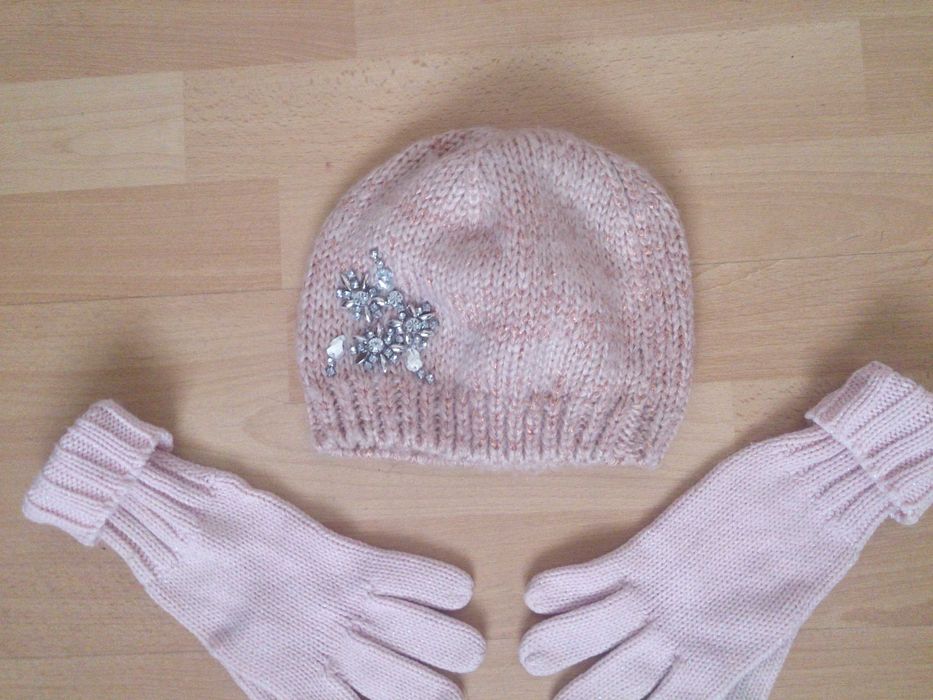 Женская вязаная шапка с перчатками O`stin, со стразами, акрил, 56 разм