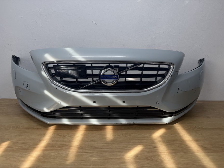 Zderzak volvo V40 II PDC, spryski, radar