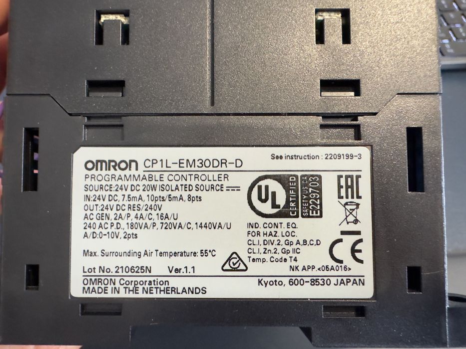 Autómato PLC OMRON CP1L-EM30DR-D
