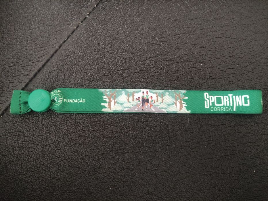 Fita porta chaves Sporting - Novo 

Cumprimento: 18,5 cm 

Entrega em