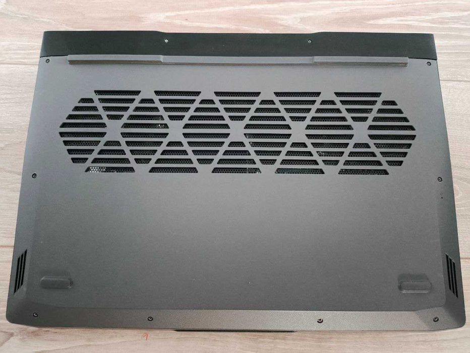 Lenovo LOQ 15 с RTX 4050