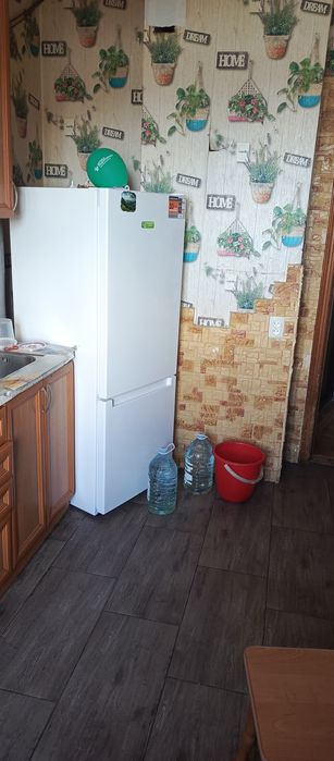 Продається трьох кімнатна квартира в центрі міста