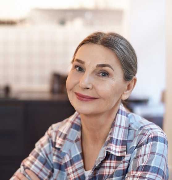 Сиделка по уходу ищу работу , предоставлю услуги в Одессе