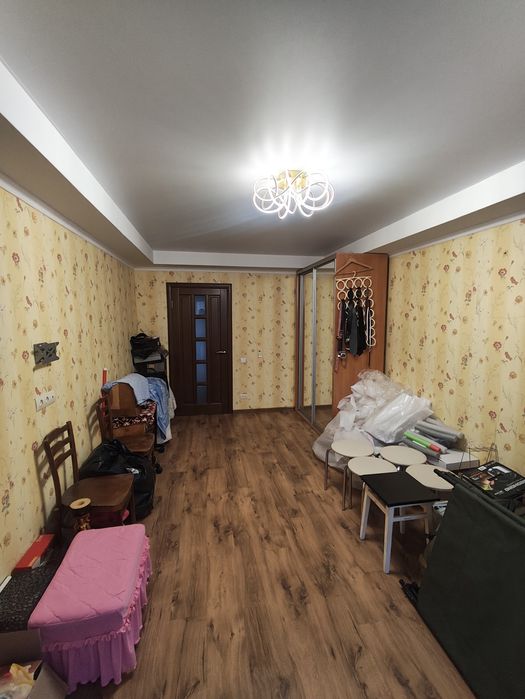 Продам 3х кім. квартиру з ремонтом, меблями та технікою Хортицький р-н