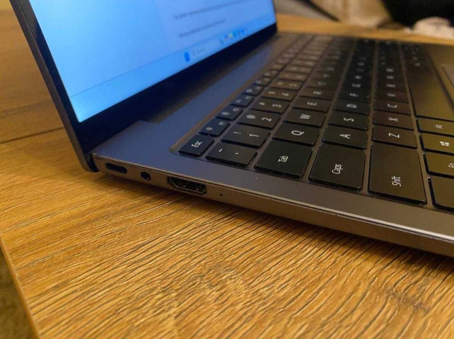 Huawei D14 / Ryzen 5 4600H  / 8/512 SSD