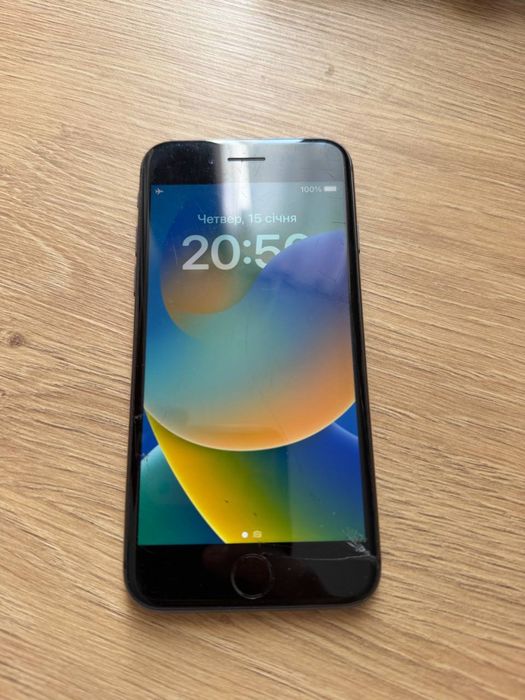 Iphone 8 256гб на запчастини або заміна екрану