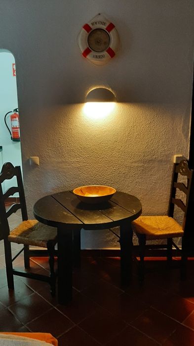 Alugo apartamento T0, Pedras del Rei