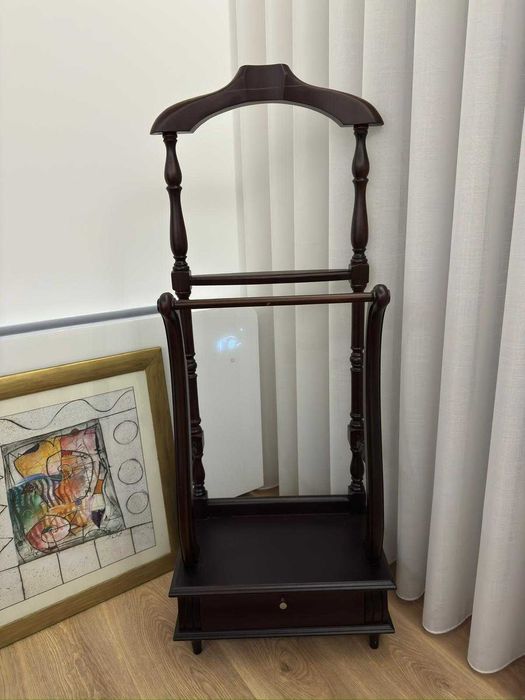 Cabide em Mogno Maciço