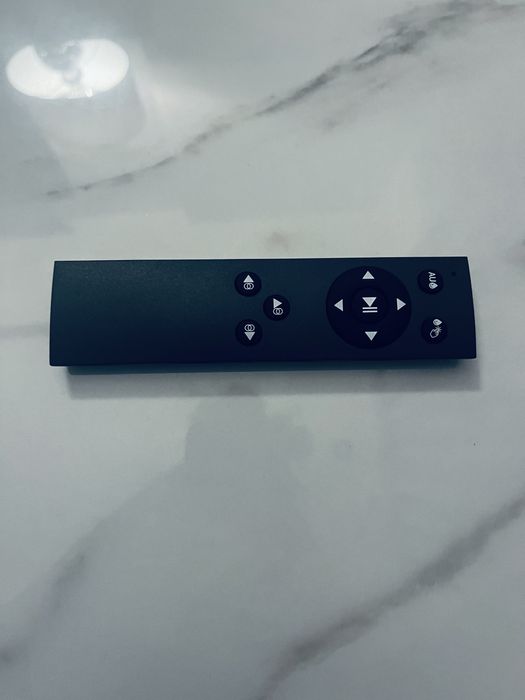 Robot do mycia okien szyb a nawet luster