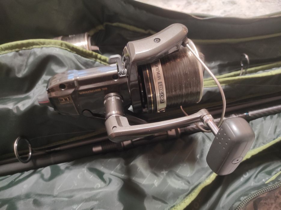 Shimano Tribal TX-4 12" 3LBS + Big Baitrunner Long Cast