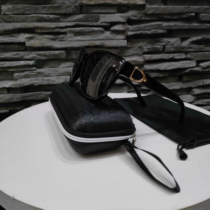 Nowe okulary z etui przeciwsłoneczne polaryzacyjne