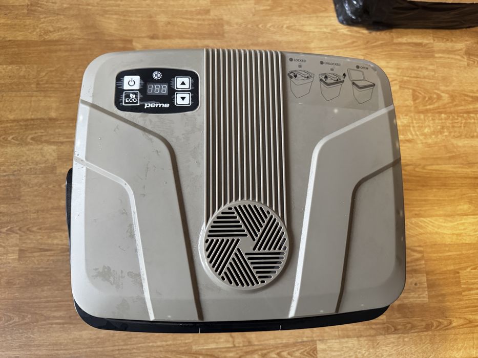 Mocna lodówka turystyczna samochodowa 12v-230v usb