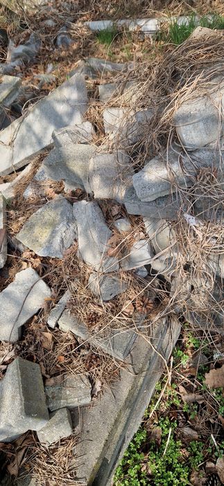 Oddam cegłę i gruz