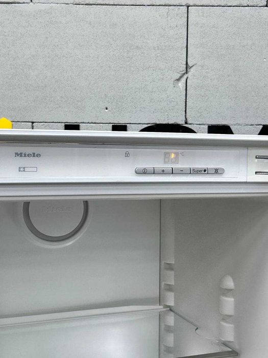 Невеликий Холодильник MIELE K 9557 iD