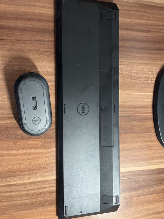 Myszka klawiatura bezprzewodowa 2in 1 DELL jak nowa