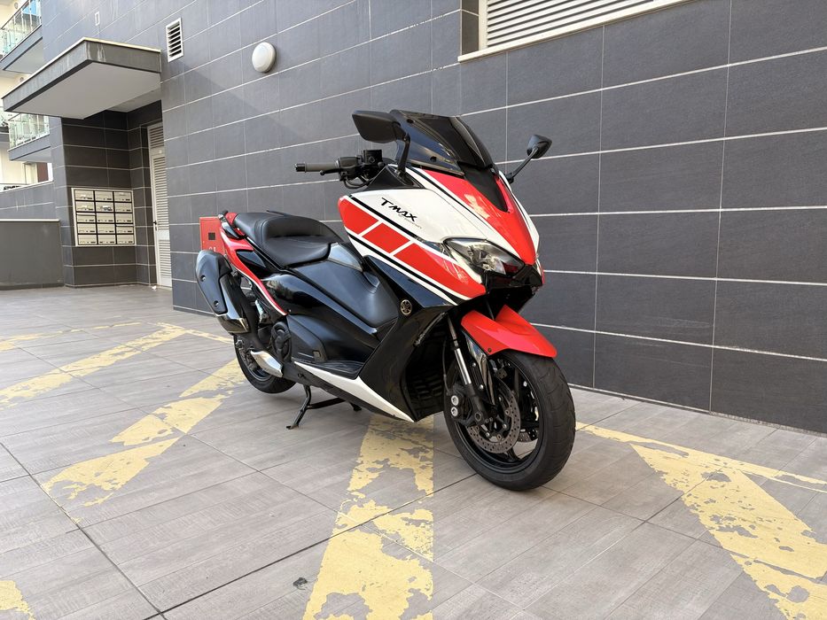 Tmax 530/560 SX 50th