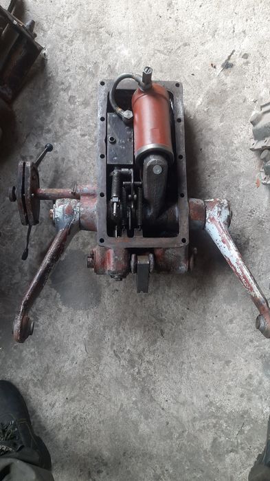 Ciagnik Ursus c-360 podnosnik kpl plecak c 355 3pk c 355 3p