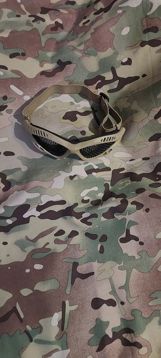 Защитные очки TAN