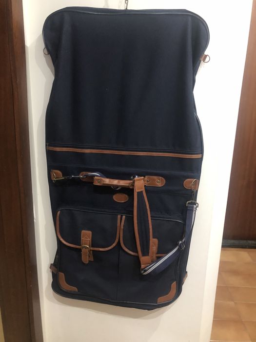 Saco porta-fatos compacto de viagem