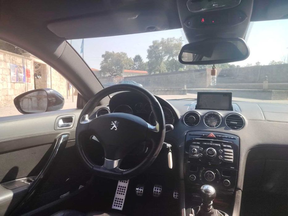 Peugeot RCZ 2.0 HDi 163cv • Pele • Som JBL •