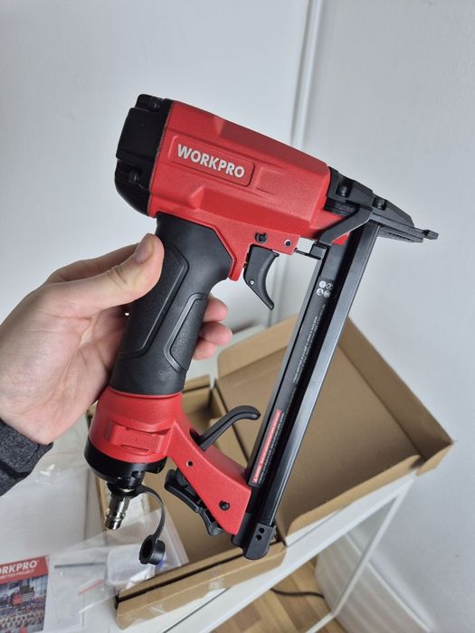 Пневматичний пістолет для скоб WORKPRO 22GA